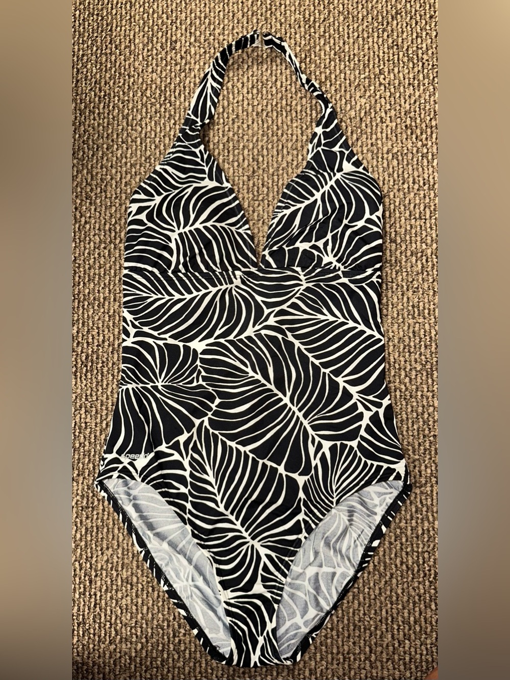 Speedo Halter One Piece Black And White Tropical Palm Print Swimsuit Sz 12 NICE